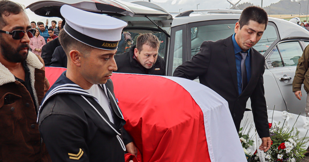 Hermano de carabinero asesinado en Cañete emplaza a Boric: 