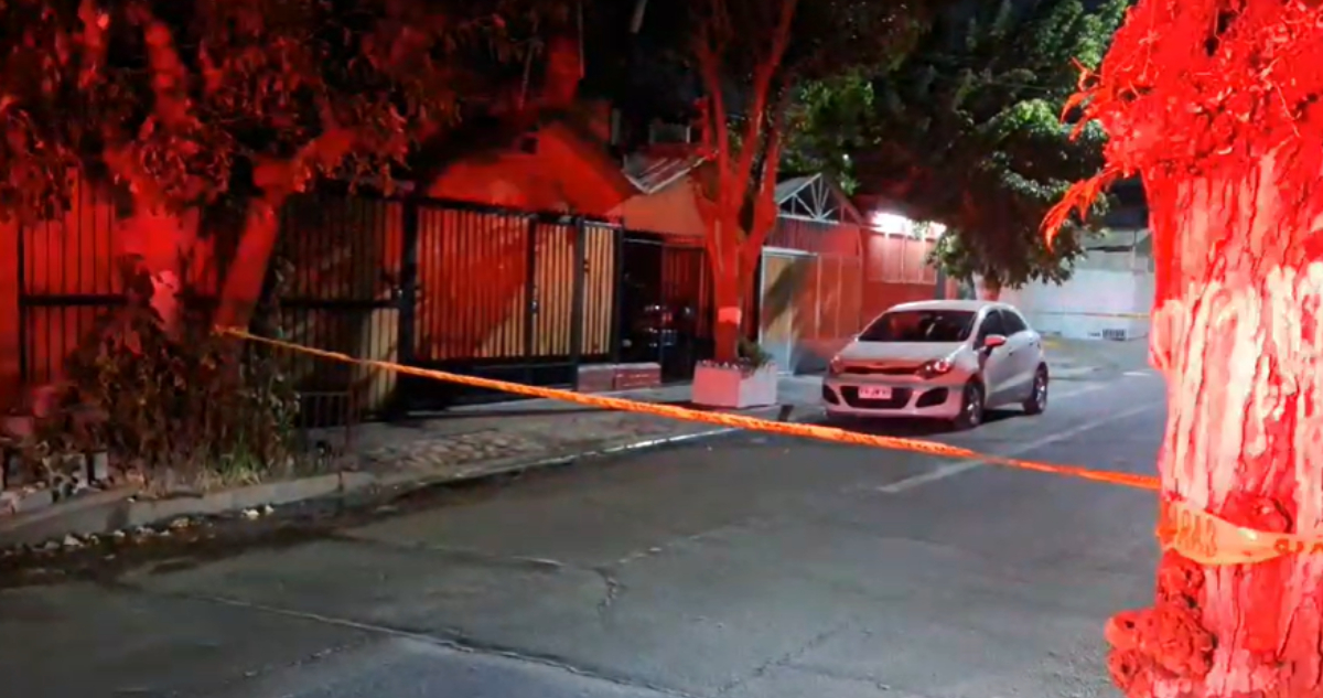 Hombre que fue baleado al interior de auto en Quilicura resultó detenido: incumplía medida cautelar