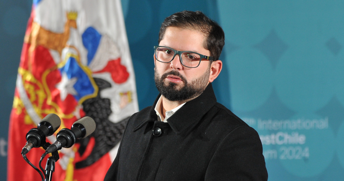 Gabriel Boric reaccionó a ácida publicación con su imagen que criticó sus comentadas “metamorfosis”