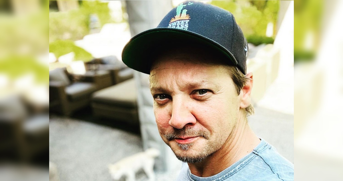 Revelan que Jeremy Renner estuvo clínicamente muerto tras su grave accidente