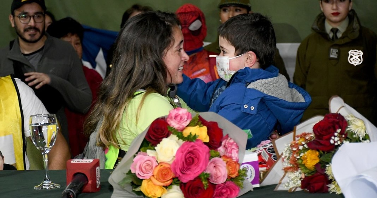 Camila Gómez, mamá de Tomás Ross, recibirá ayuda de embajadora de EEUU en Chile