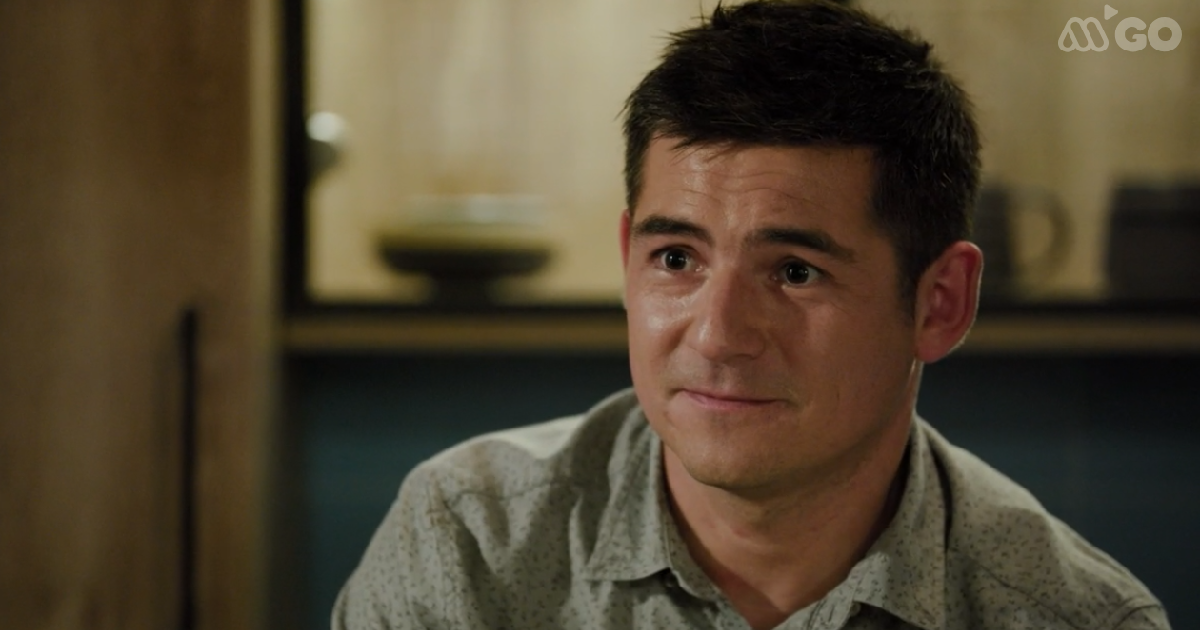 Como la vida misma y la decisión de Caco tras confesar sentimientos a Paula: 