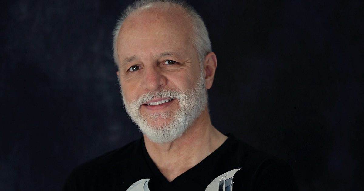 Alberto Plaza se convirtió en padre a los 62 años y mostró rostro de su hija: 