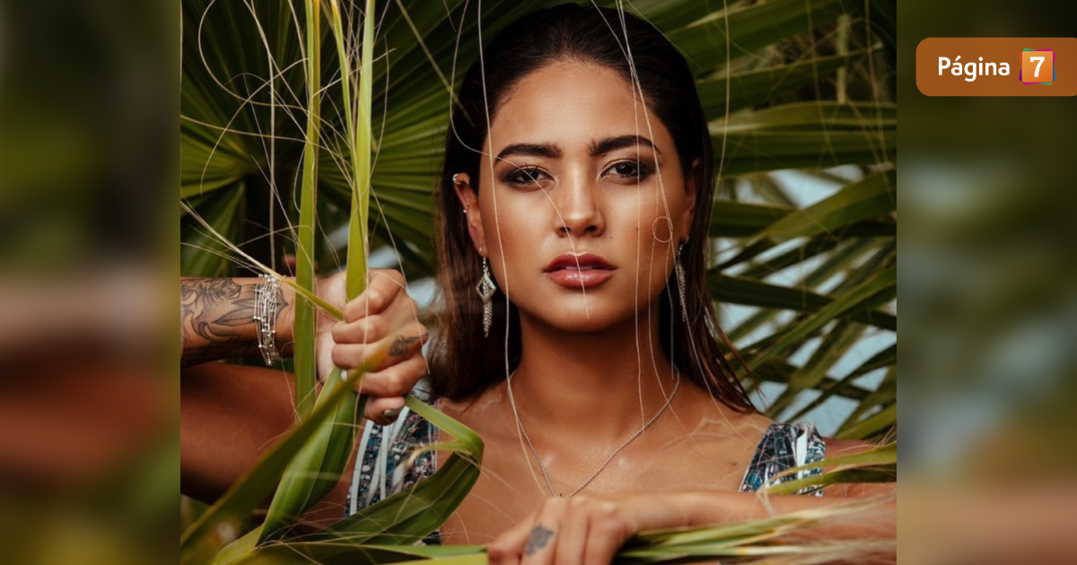 Camila Recabarren protagonizó portada de primera revista de Arsmate: posó totalmente desnuda