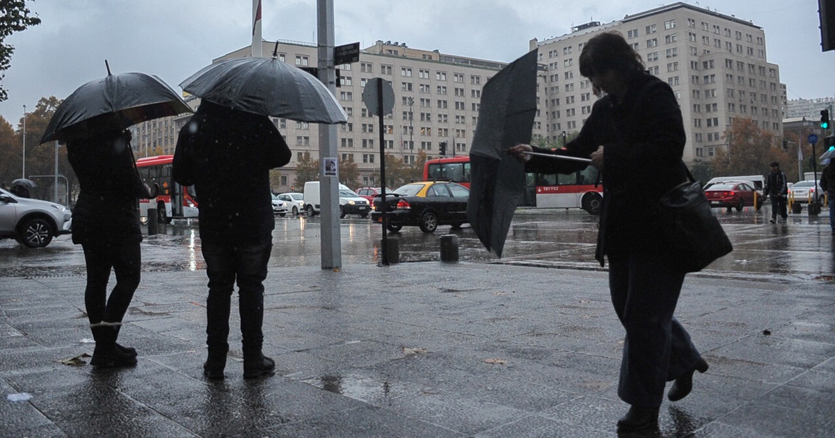 Durante sistema frontal: ¿te pueden despedir o descontar si faltas al trabajo?
