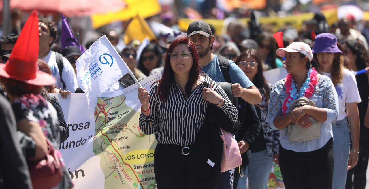 Colegio de profesores anuncia paro por agresiones, acoso y malos tratos: ¿cuándo será?