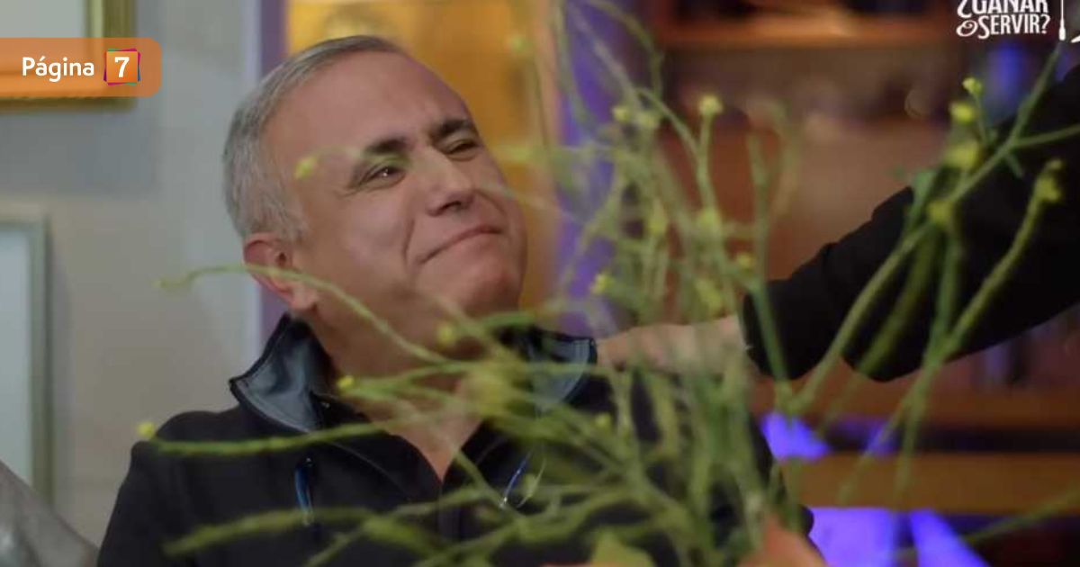 Doctor Ugarte se emocionó con especial regalo que recibió en 'De tú a tú': 