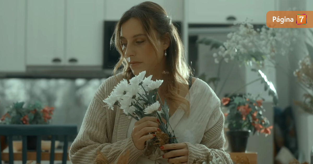 Toda una actriz: Trini Cerda protagoniza videoclip junto a recordado rostro de 'Verdades Ocultas'