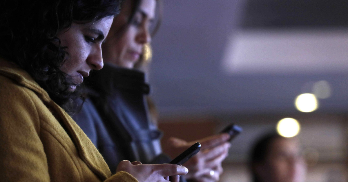 Famosos y activistas son vistos como los candidatos menos confiables, según estudio