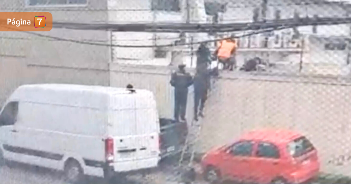 Con una escalera: imágenes muestran cómo delincuentes cometieron robo a sucursal de Brinks