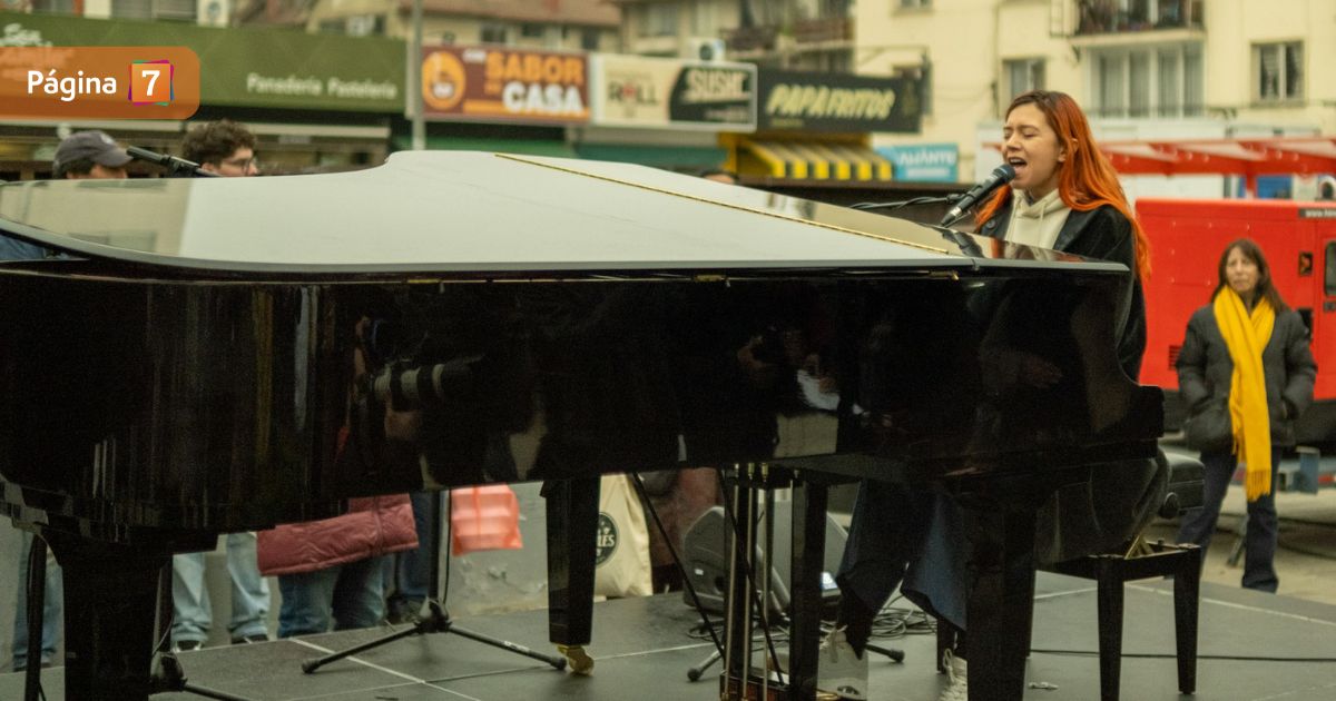 Pianistas se toman la calle por Valentín Trujillo: piden que se le entregue importante premio