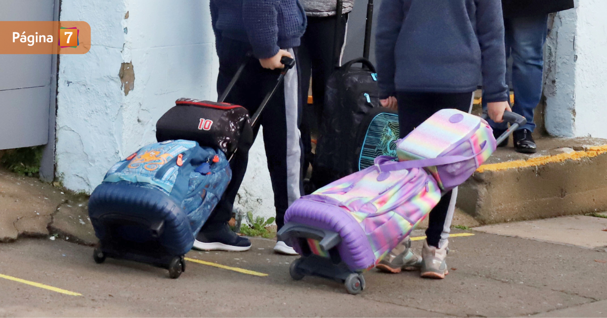 Perician celular de profesor acusado de abuso sexual en Villa Alemana: hallaron 18 fotos de menores