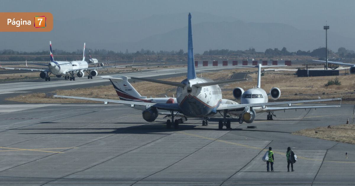 Reportan robo de dos camiones en Aeropuerto de Santiago: carabinera resultó herida