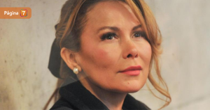 Autorizan a Cathy Barriga a asistir a las terapias de su hijo con TEA