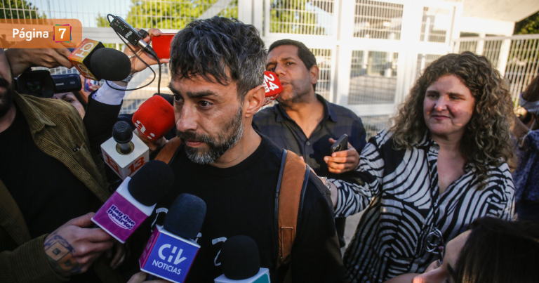 En silencio y acompañado de su familia: así salió Jorge Valdivia de la cárcel de Rancagua