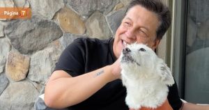 julio césar rodríguez emocionado por su perrita