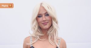 Vesta Lugg inició su gira nacional con espectacular atuendo: tiene más de 4 mil cristales Swarovski