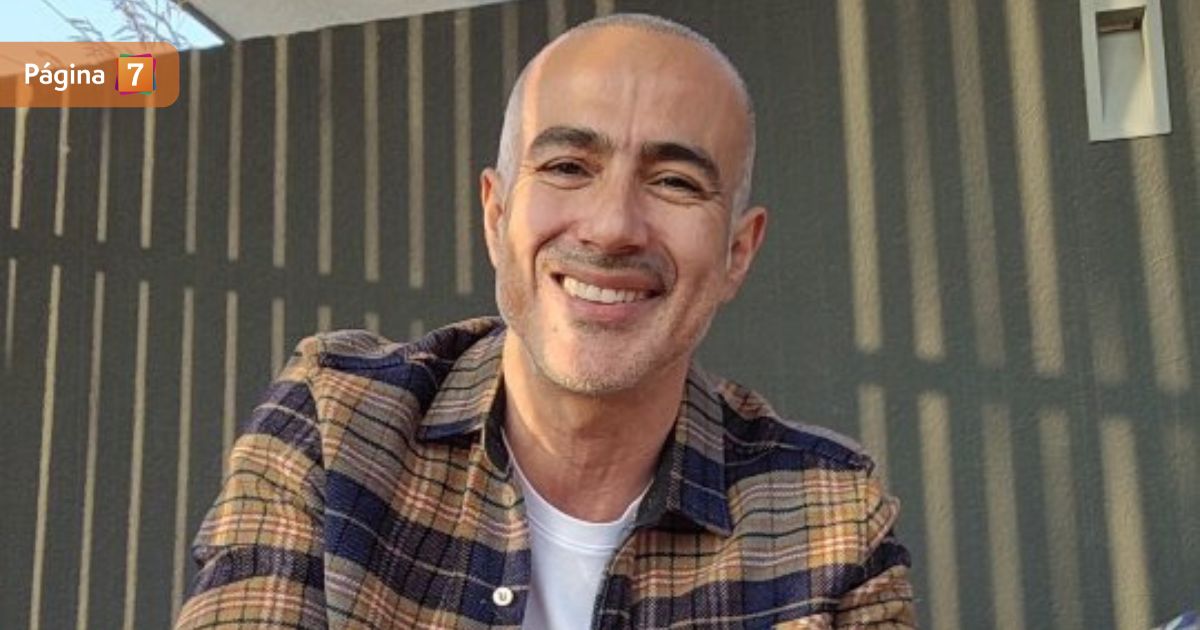 César Caillet compartió importante logro en su carrera: se tituló de pedagogo teatral a sus 50 años