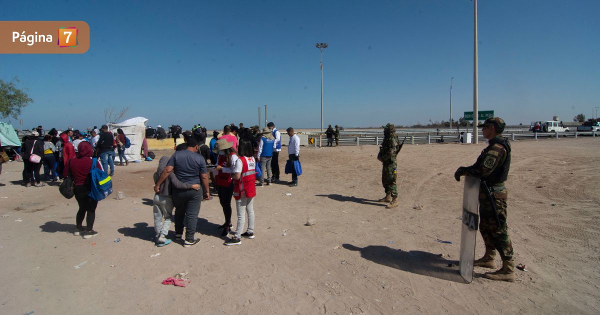 Encuesta Cadem: un 77% asegura que la llegada de extranjeros es 