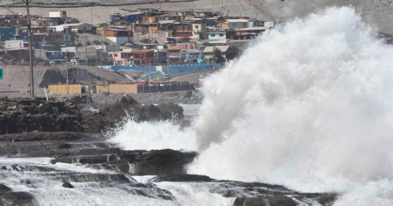 Nuevo aviso de marejadas: Armada alerta sobre fuerte oleaje