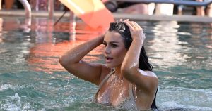 emilia dides piscinazo