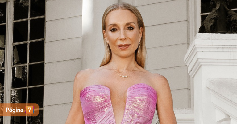 Karen Doggenweiler impactó con vestido tipo Barbie en la primera noche de Viña 2025