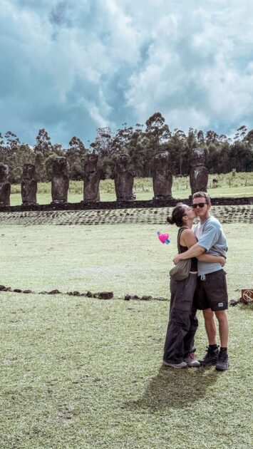 Simón Pesutic y Vivianne Dietz celebraron San Valentín en Rapa Nui: publicaron románticos registros