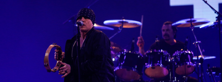 Primera vez en esta versión del Festival de Viña: The Cult se presentó con 