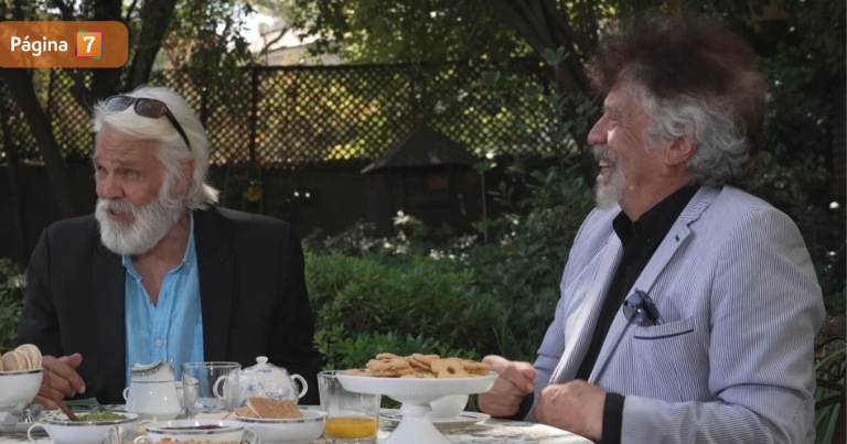 La curiosa proclamación en Plaza de Armas que declaró a Adriano Castillo como 'Presidente encargado'