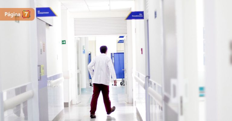 Contraloría revela que 250 médicos usaron licencias para asistir partos en clínicas privadas