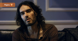 Actor de 'La era del rock', Russell Brand, niega cargos en su contra por violación y agresión sexual