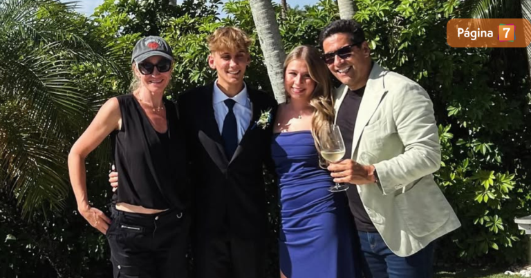 Rafa Araneda y Marcela Vacarezza felicitan a su hijo Vicente por su graduación: 