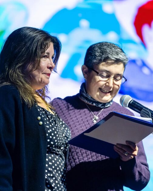 Paulina Urrutia reapareció públicamente con nuevo look a 7 meses de anunciar diagnóstico de cáncer