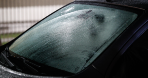 Evita accidentes de tránsito: sigue estos consejos para no tener tus vidrios del auto empañados