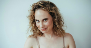 Li Fridman cuenta cómo enfrenta su diagnóstico de alopecia