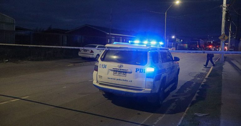 Un fallecido y tres heridos dejó brutal balacera durante fiesta clandestina en Estación Central