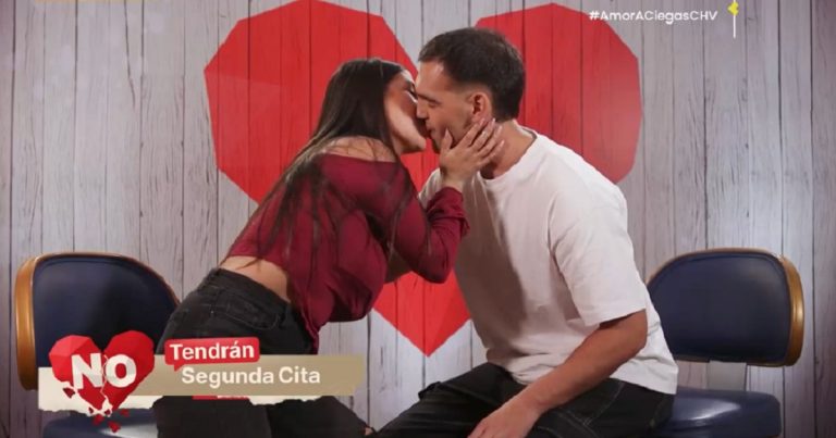 Jugado profesor fue rechazado para segunda cita, pero se llevó premio de consuelo en 'Amor a Ciegas'