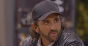 Exesposa de Arturo Longton es investigada por usar licencia médica para viajar