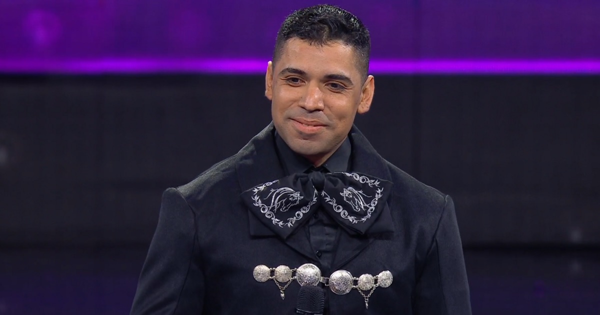 Imitador de Alejandro Fernández en Mi Nombre Es 