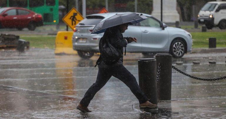 ¿A qué hora dejará de llover en Santiago? Allison Göhler detalló horario