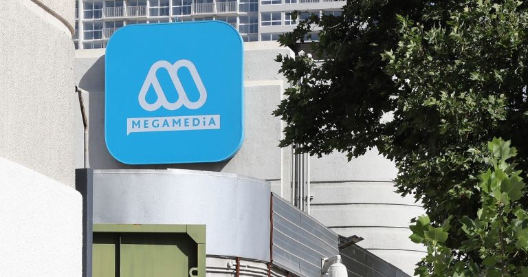 Exejecutivo de Mega que fue despedido reveló su sueldo y lanzó acusaciones contra el canal