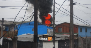 Un fallecido y cinco viviendas afectadas registran incendio en La Pintana