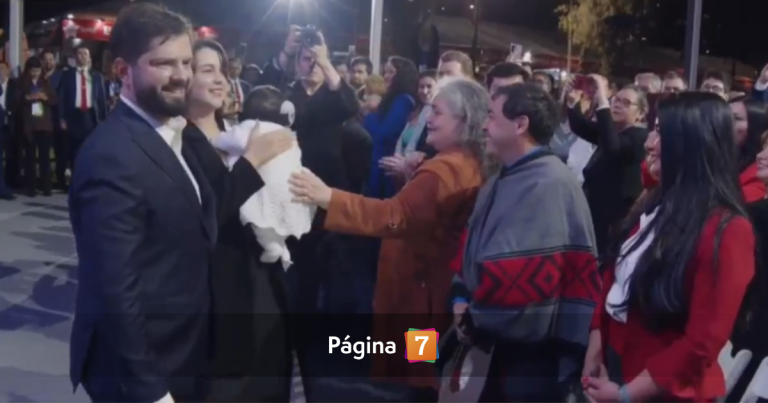 Boric llegó junto a su pareja e hija a inauguración de fondas: fue recibido entre pifias y aplausos