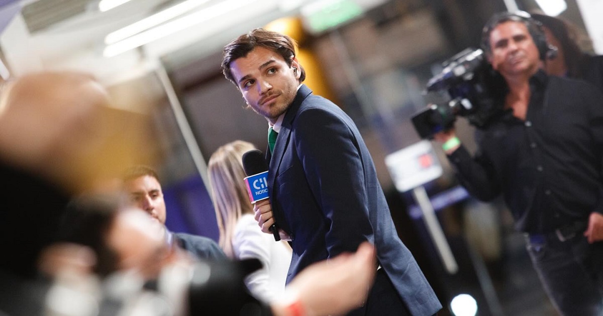 Despedida en pantalla a periodista de CHV Noticias