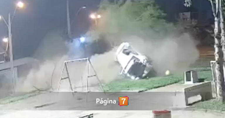 Violento choque y volcamiento en La Pintana deja un hombre fallecido esta madrugada