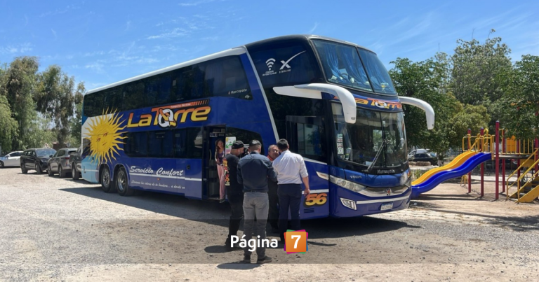 Bus con argentinos sufre encerrona en la RM: venían de compras y terminaron sin dinero ni documentos