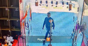 Video muestra a Jorge Ugalde comprando elementos previo al triple homicidio en La Reina