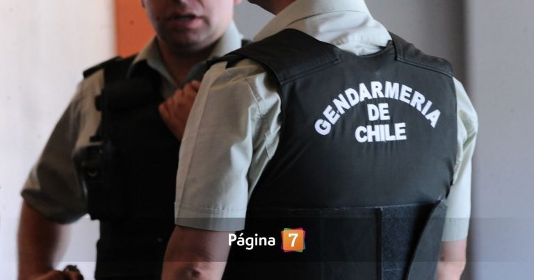 Teléfonos a $400 mil y venta de carne a reos: revelan cómo operaba red de corrupción en Gendarmería