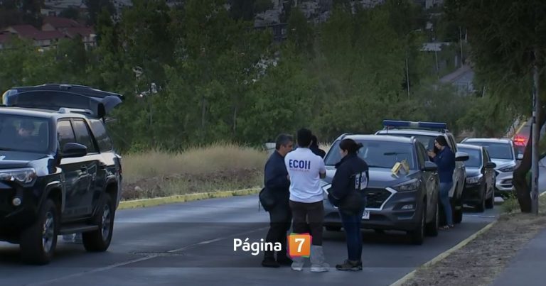 Macabro hallazgo en Peñalolén: encuentran cuerpo amarrado y con impacto de bala en la vía pública