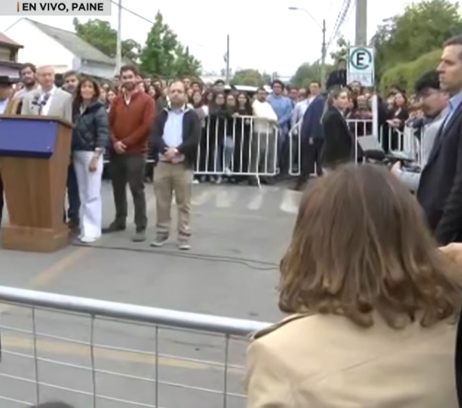 Cony Santa María pregunta a José Antonio Kast